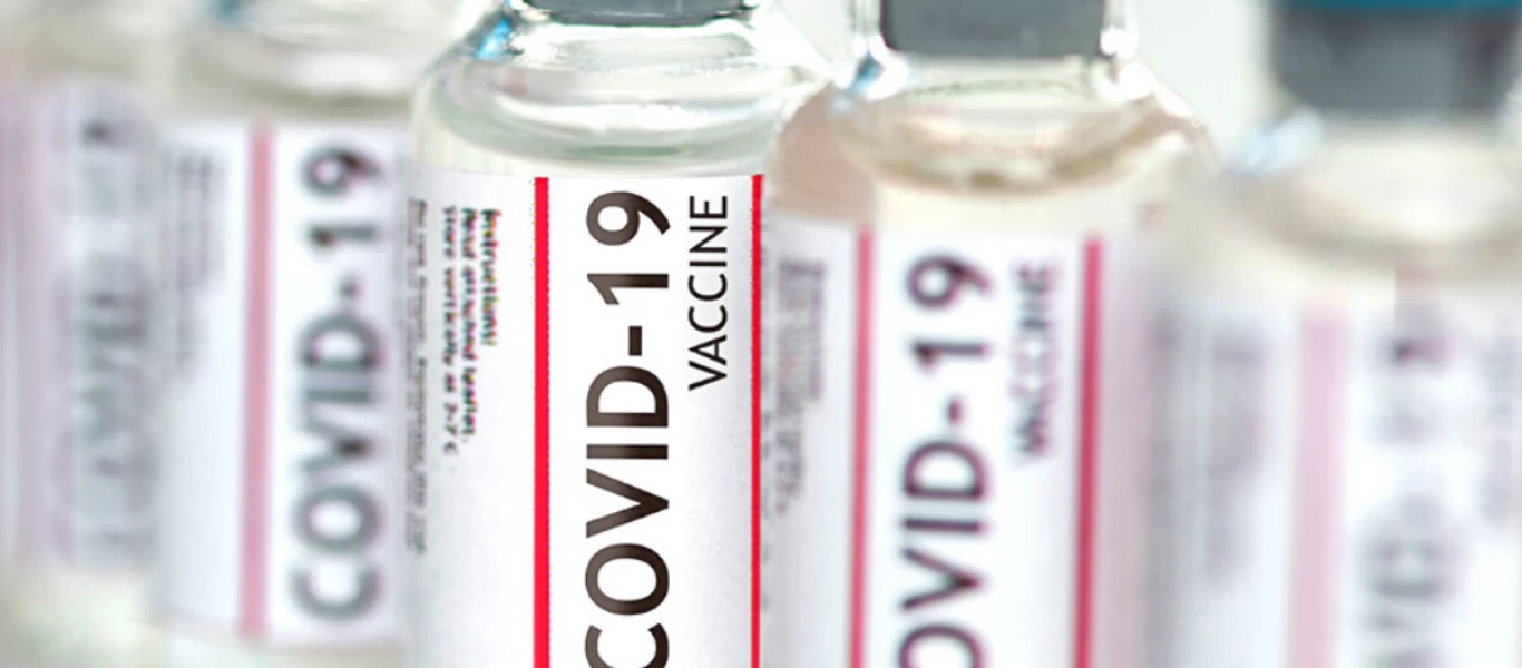 Παραδοχή για διασπορά του κορωνοιού και από τους εμβολιασμένους - «Λόγω μεταλλάξεων»